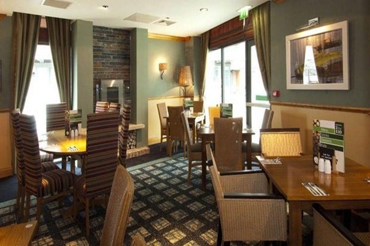 Premier Inn Falkirk East מראה חיצוני תמונה